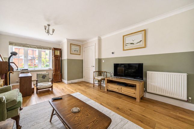 17, Inhams Road, Alton photo 3