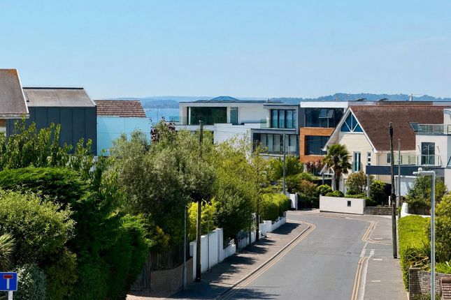 Flat 11, Brownsea Court Sandbanks Road, Lilliput photo 3