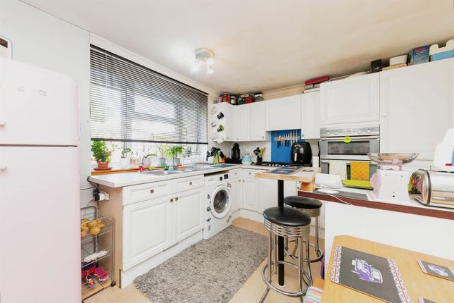 Terraced house for sale in Whiteway, Letchworth Garden City