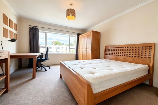 2, Taddyforde Court, Exeter photo 5
