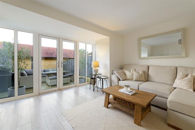 32, Sunshine Corner Avenue, Aylesham photo 4