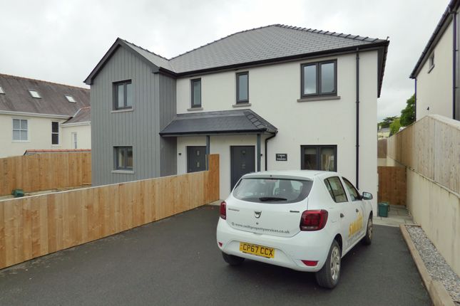 Thumbnail Semi-detached house to rent in Capel Evan Road, Carmarthen, Carmarthenshire
