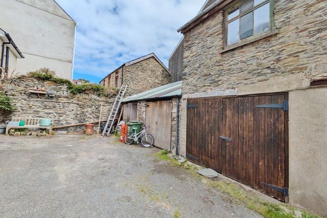 5 Cross Street, Lynton photo 2