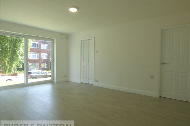 135, Baguley Crescent, Manchester photo 3
