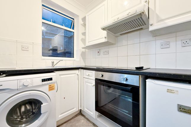 Room 2, 111 Lampton Road, Hounslow photo 4
