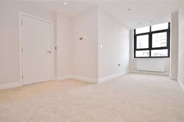 Thumbnail Flat to rent in The View, Staines Road West, Sunbury-On-Thames, Surrey