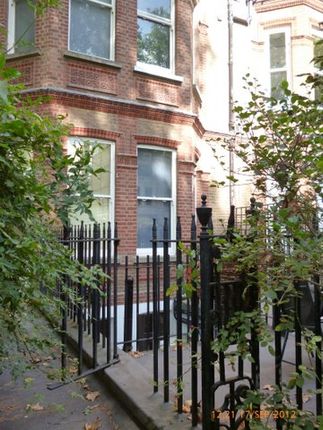 Flat to rent in Harrington Gardens, London