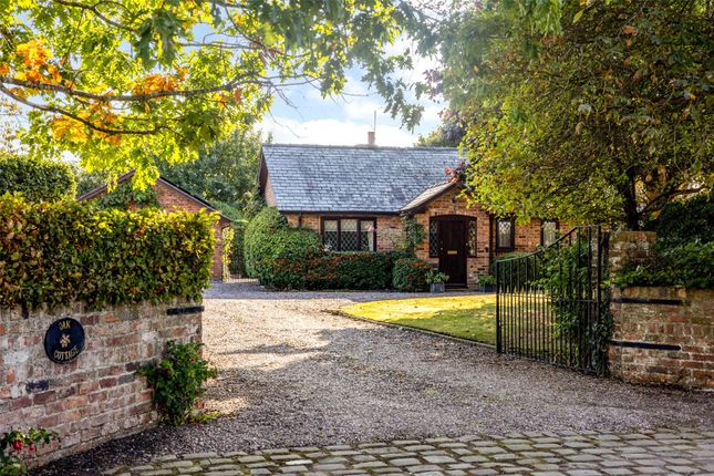 3-bed house on Oak Cottage,, Hoofield Lane, Chester, £590,000