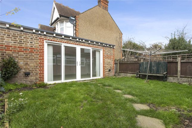 35, Riverway, London photo 4