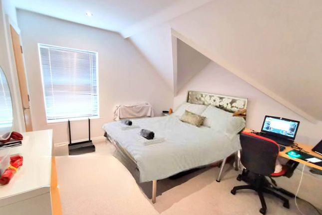 Flat to rent in Lagland Street, Poole