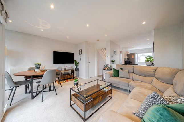 Flat for sale in Manor Road, Sidcup