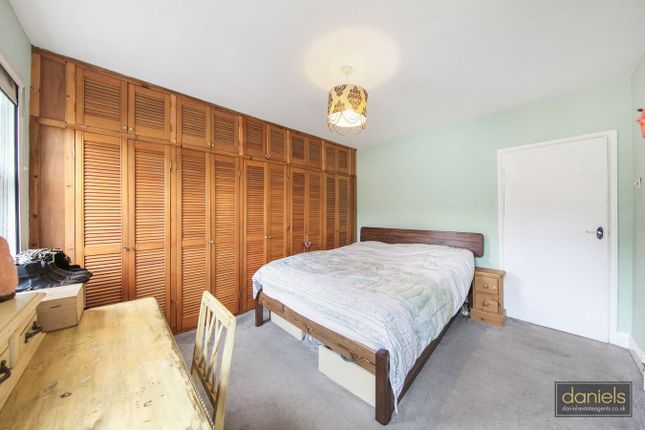 51, Goodhall Street, London photo 5