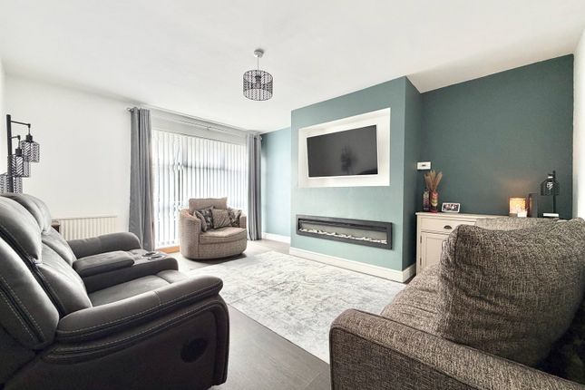 11, Pardovan Place, Falkirk photo 3