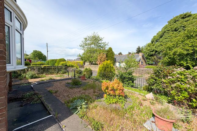 23, Roxburgh Close, Winlaton photo 2