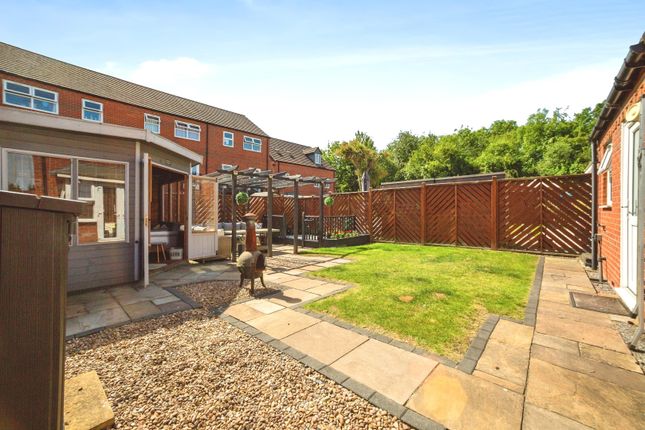 6, Whitworth Lane, Rotherham photo 4
