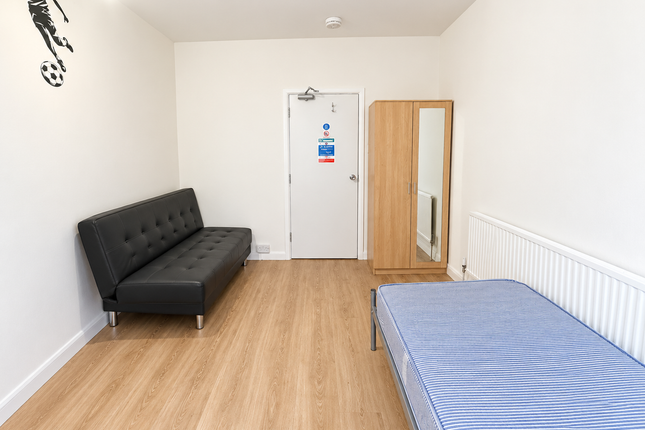 Radford Boulevard, Nottingham photo 2