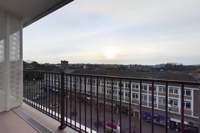 39, Broadgate, The Broadway, Crawley photo 3