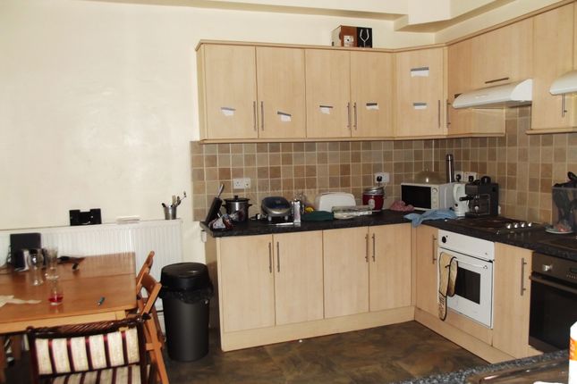Town house to rent in Longford Place, Longsight, Manchester