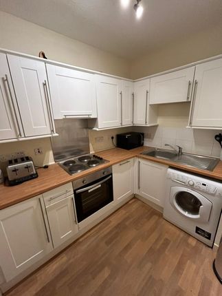 Flat to rent in Morgan Place, East End, Dundee