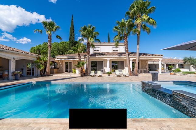 Villa for sale in Agde, Herault (Montpellier, Pezenas), Occitanie