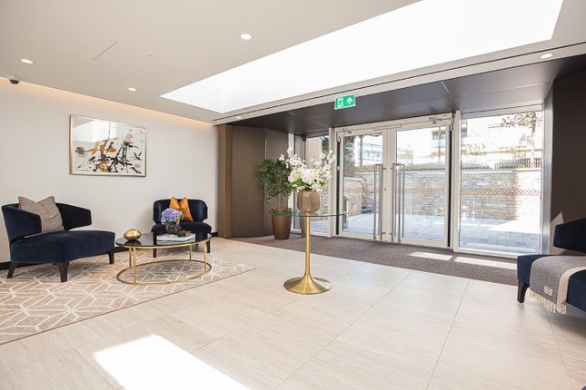 Flat for sale in Fountain Park Way, White City