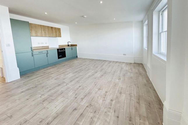 The Penthouse, 20, St. Georges Terrace, Herne Bay photo 2