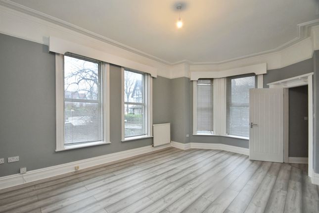 18, Harrogate photo 2