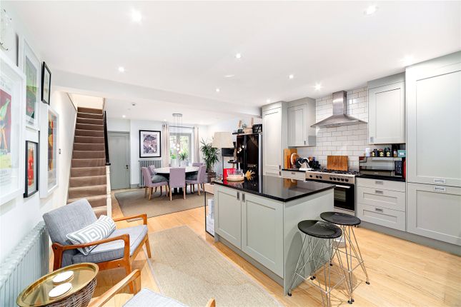 Thumbnail Terraced house to rent in Turret Grove, London