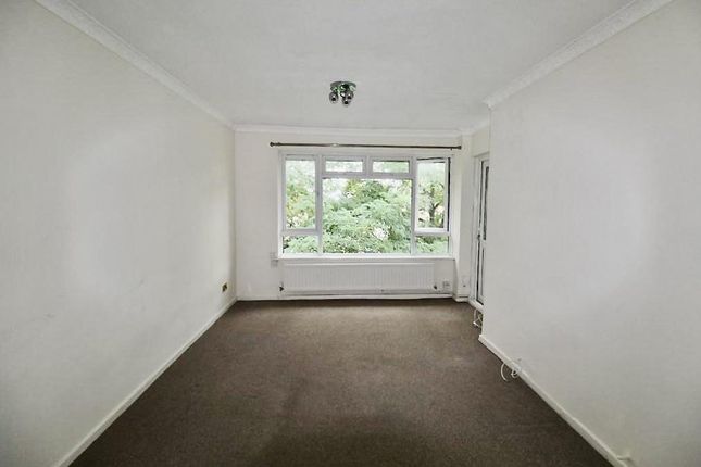 34, Foxwood Grove, Birmingham photo 2