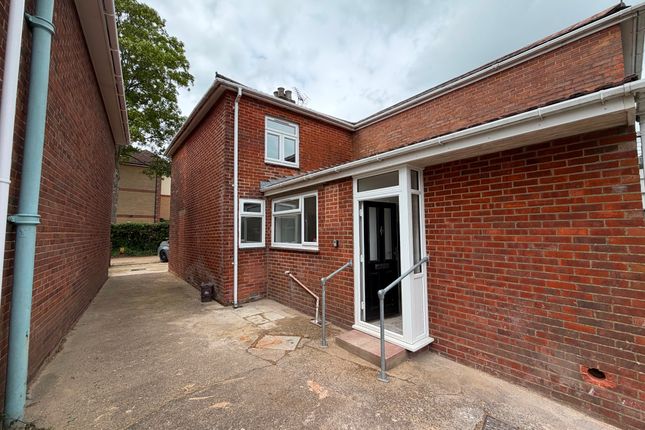 20 Panwell Road, Southampton photo 2