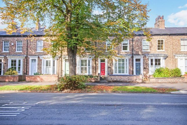 3-bed house on 4, Huntington Road, York, £400,000