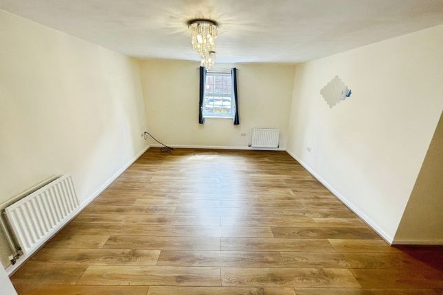134, Horseshoe Crescent, Birmingham photo 4