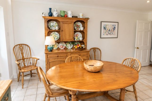 85 Weald Road, Sevenoaks photo 4