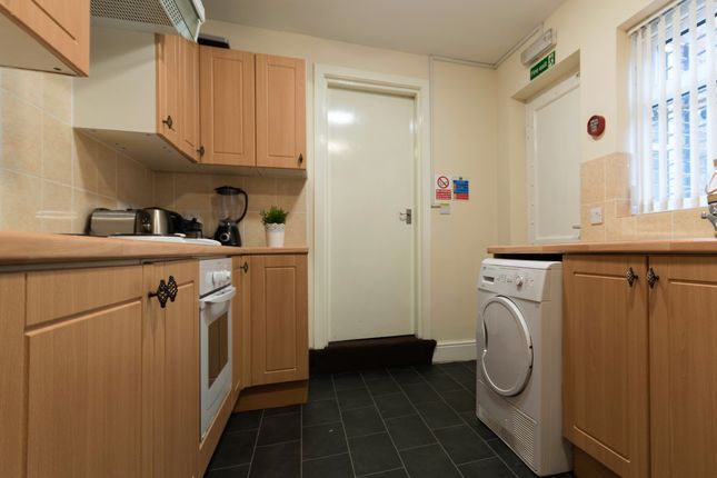 Town house to rent in Albert Road, Middlesbrough