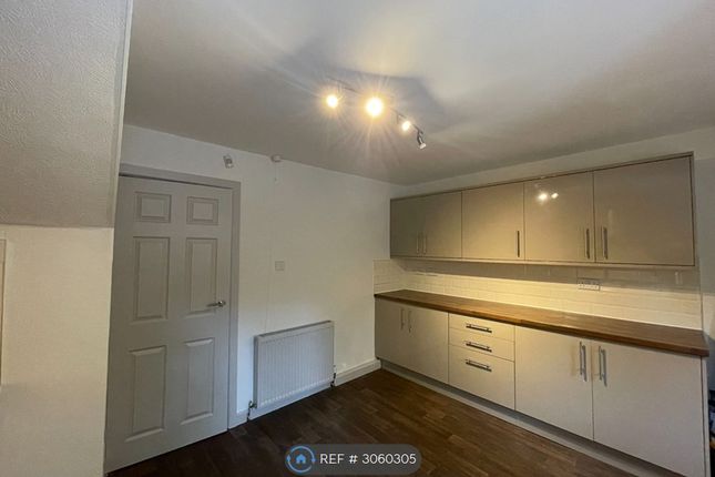 Woodsome Drive, Mirfield photo 4