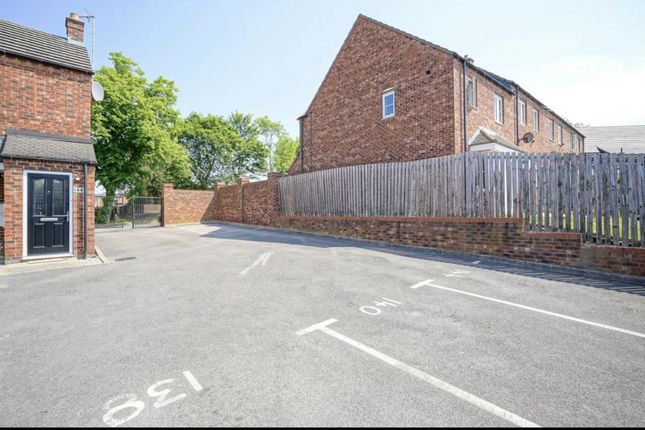 142 Queen Mary Road, Sheffield photo 2
