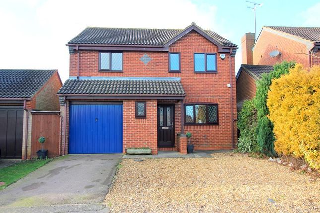 Detached house for sale in Launton Close, Luton, Bedfordshire