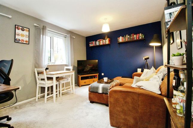 Flat for sale in Campbell Drive, Cardiff