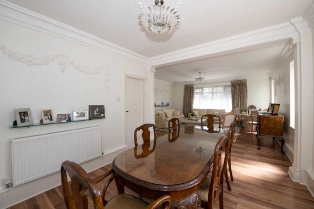 Bungalow for sale in Worthington Drive, Broughton Park