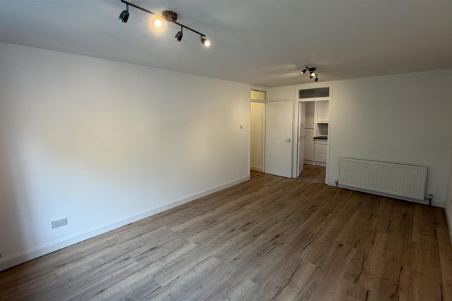 Flat 3, 43-45, Heaton Road, Manchester photo 4