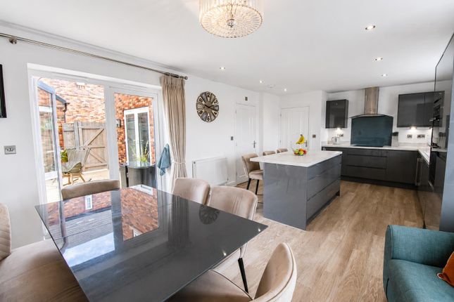 1, Woods Drive, Alfreton photo 4