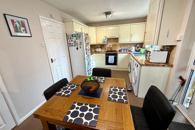 4, Shillingford Road, Bolton photo 4