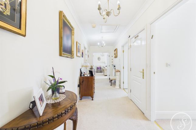 Flat 3, 97, The Drive, Leeds photo 2