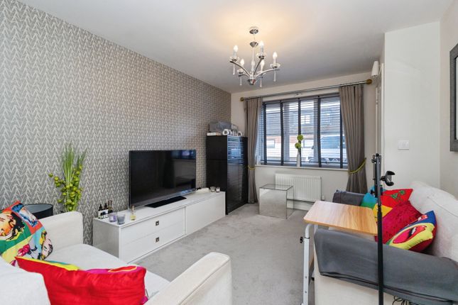 1b, Acacia Road, Lancashire photo 2