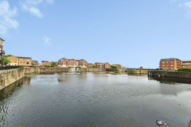 41, Lock Keepers Court, Hull photo 4