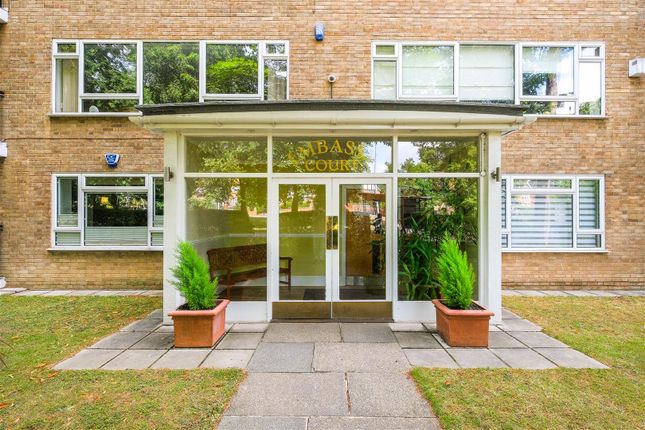 Thumbnail Flat for sale in Embassy Court, Woodford Road, London