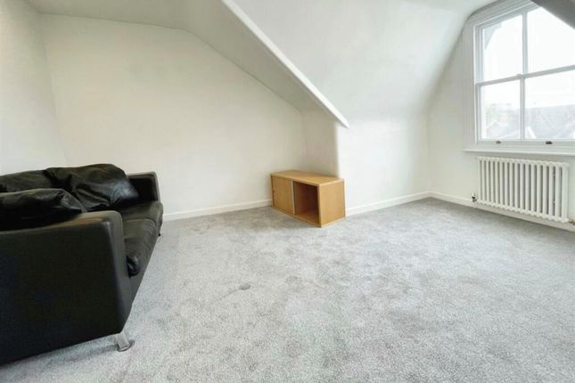 Flat 3, Leamington Spa photo 5