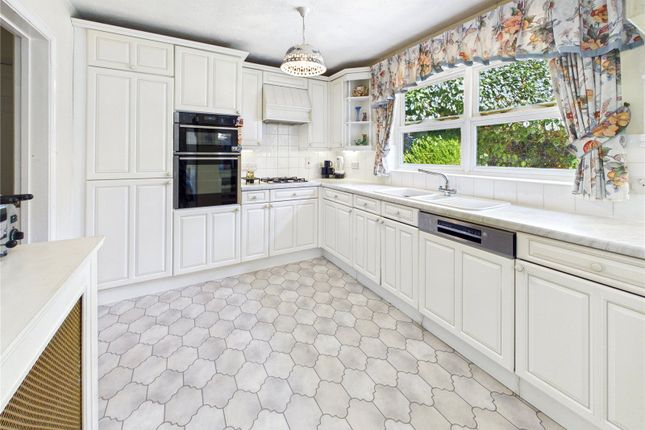 14, Notley Green, Braintree photo 4