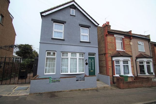 Thumbnail Detached house to rent in Sussex Road, Sidcup