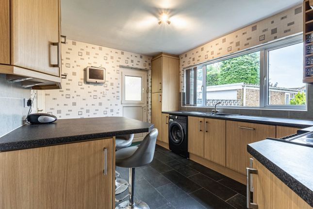 23 Sinclair Garth, Wakefield photo 4